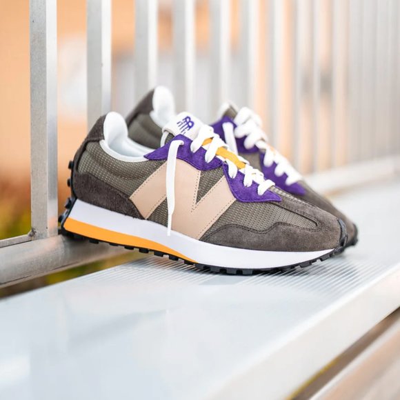New Balance 327 RARE Unisex  M10/W11.5 Casual Sneakers Shoes CAMO Tan Plumb NEW main image 9